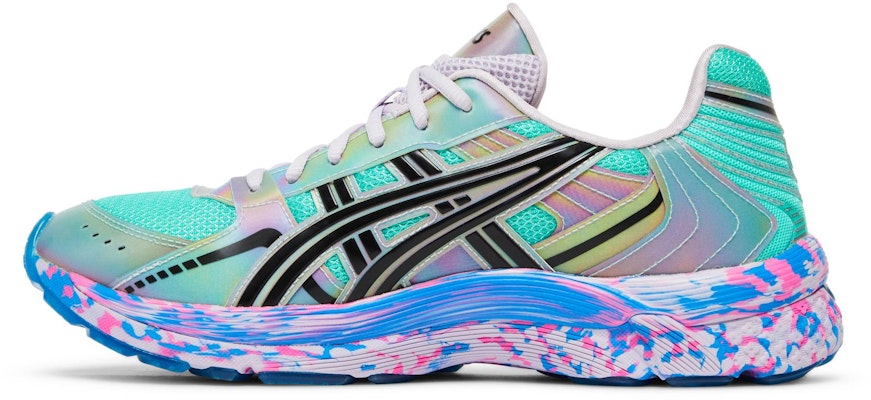 Luisaviaroma x ASICS Gel Kyrios 'Iridescent' 1201A402-301 Lookbook Luisaviaroma x ASICS Gel Kyrios 'Iridescent' 1201A402-301