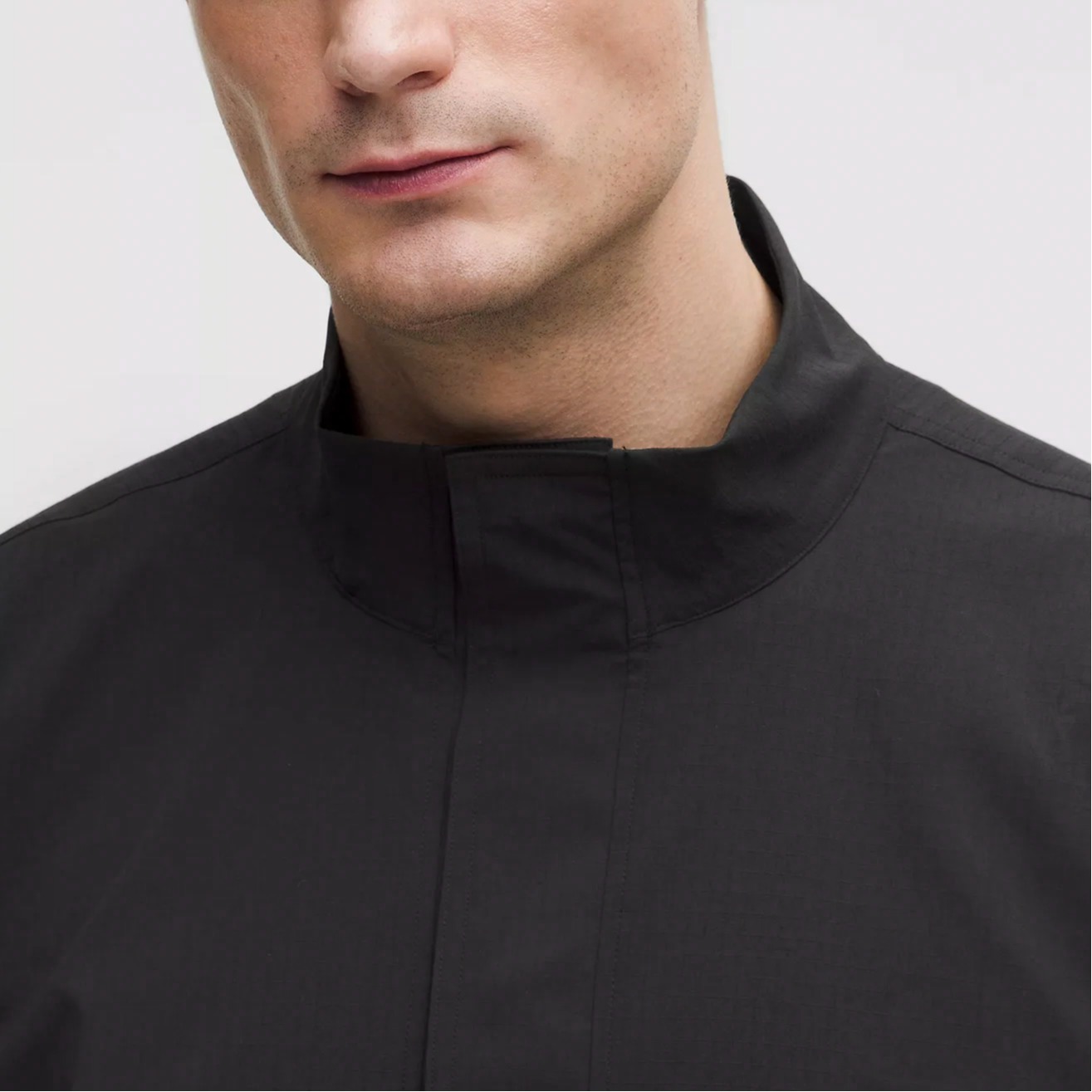 Shop Lululemon 寬鬆版型 防撕裂 工裝風休閒時尚外套 防風夾克 LM3FK5S