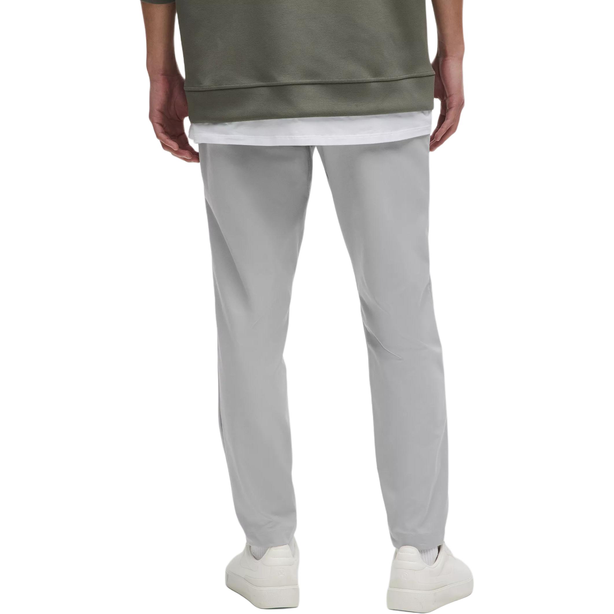 Lookbook Celana Pria Lululemon ABC 28L Warpstreme Slim Fit Stretch Kasual. LM5BLYA