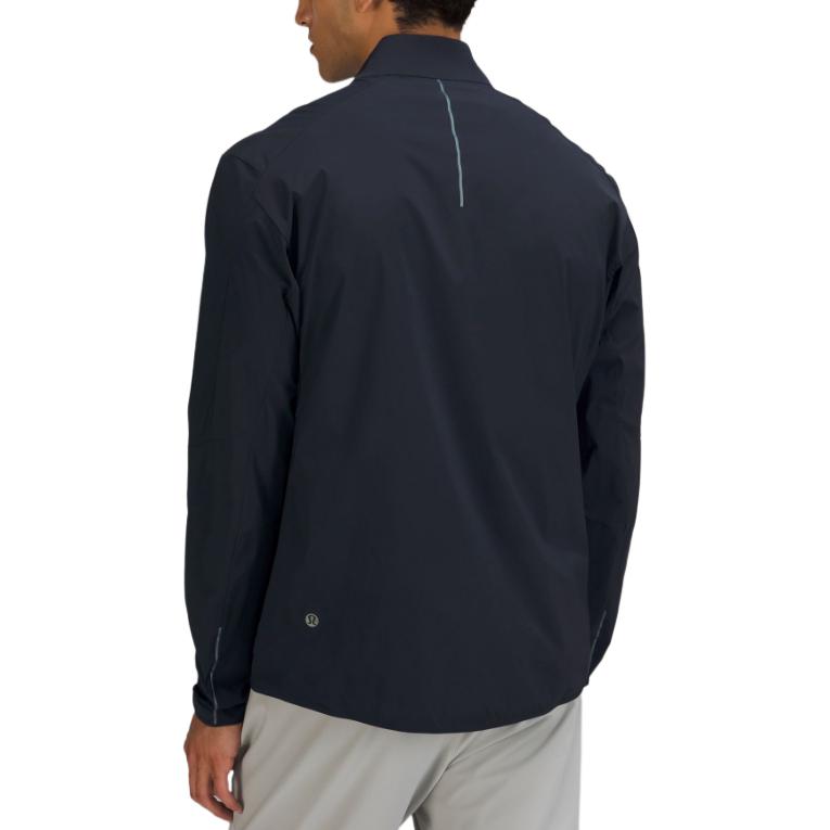 Shop Lululemon Glyde™ 透气软壳夹克 深蓝色 LM4AHIA