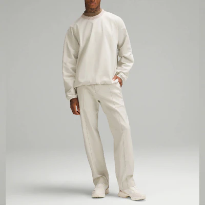 Lululemon LAB 彈性梭織長袖圓領運動衫 LM3ESLS Lookbook Lululemon LAB 彈性梭織長袖圓領運動衫 LM3ESLS