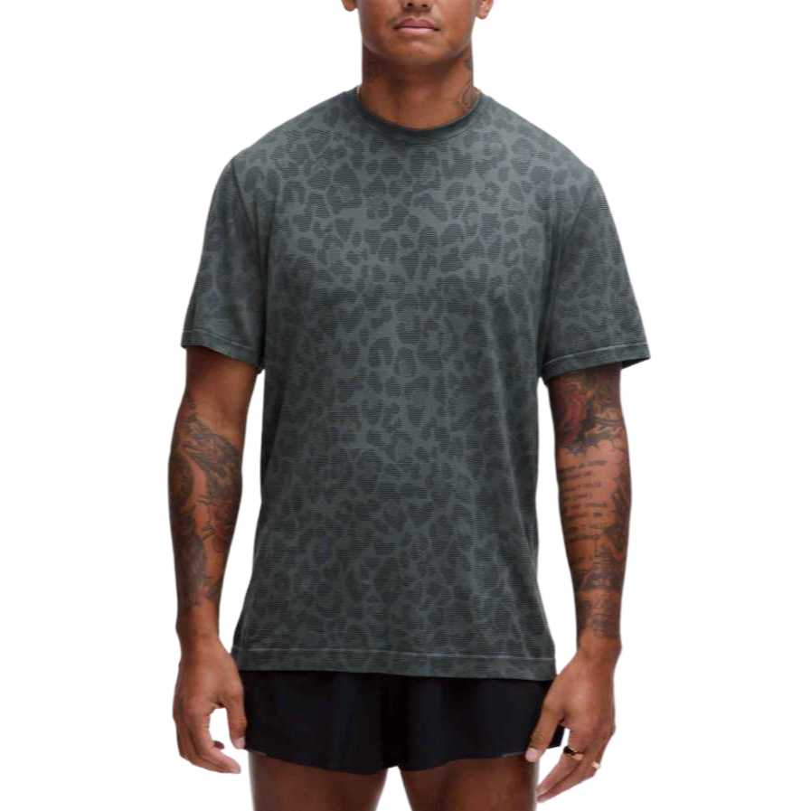 Lululemon Metal Vent Tech  Breathable Short Sleeve T-Shirt LM3GDNS