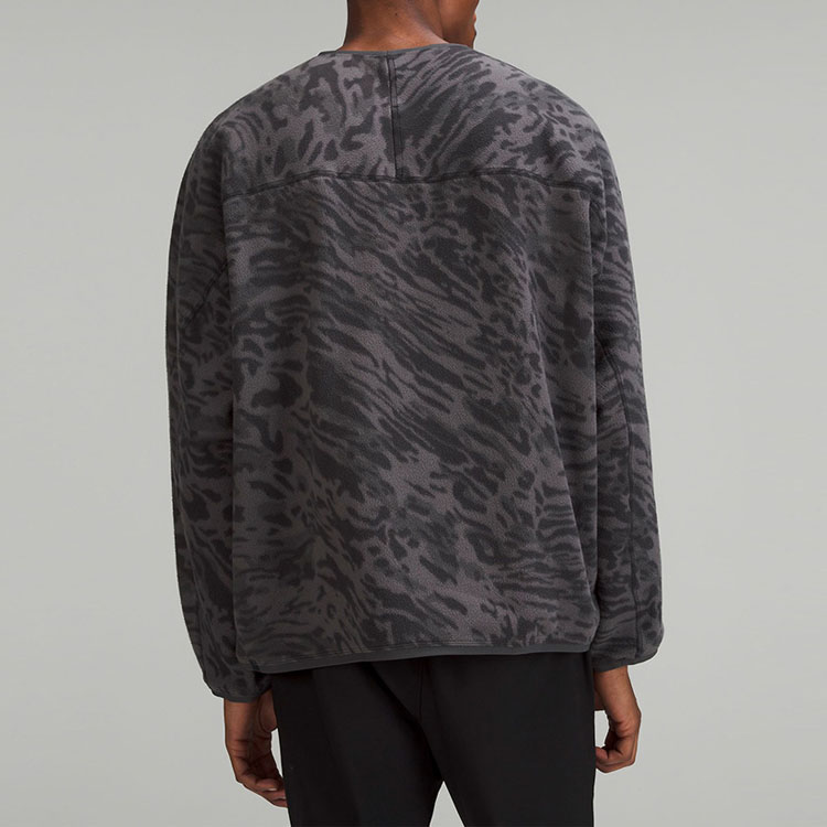 Cheap 룰루레몬 오버사이즈 카모 크루넥 풀오버 스웻셔츠 히든포켓 포함 LM3DXRS