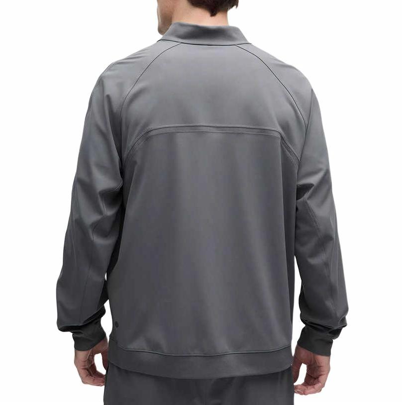 Shop Lululemon Pace Breaker Luxtreme轻量透气运动外套。 LM3FL1S