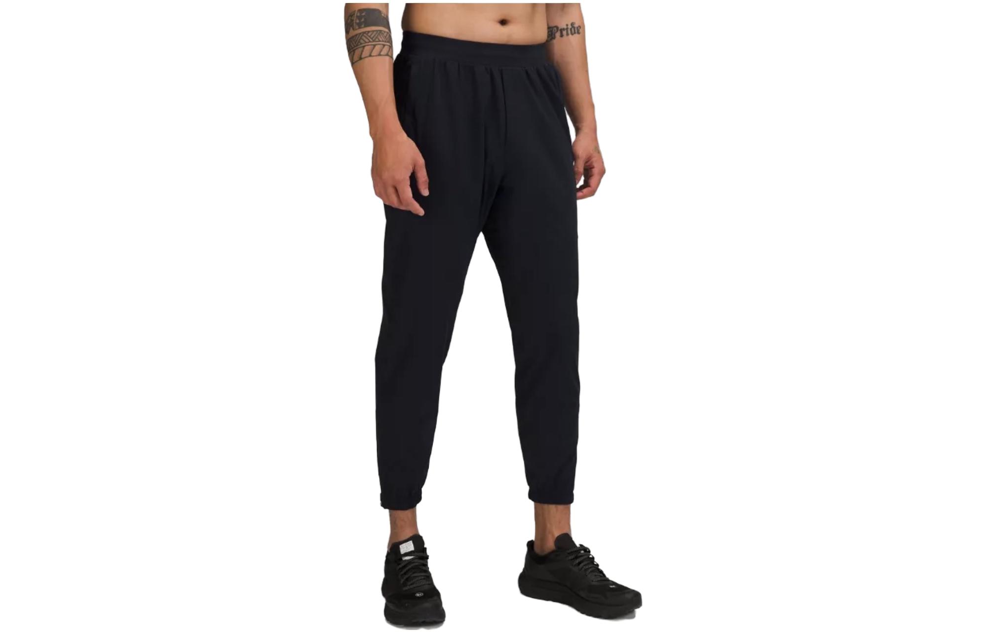Sizing Celana Jogging Lululemon Surge Hitam LM5ADKA