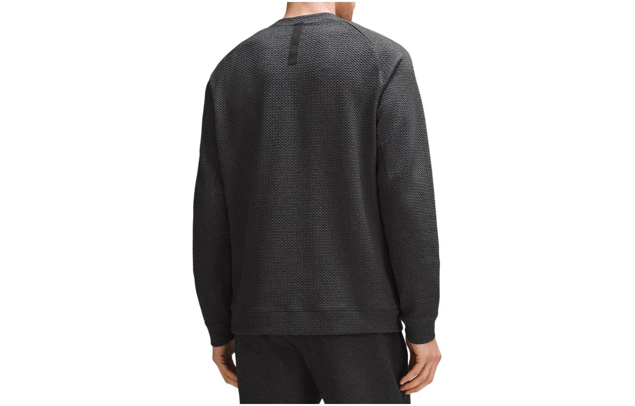 Lookbook 루루레몬 텍스처 솔리드 컬러 니트 크루넥 맨투맨 남성용 LM3EOXS