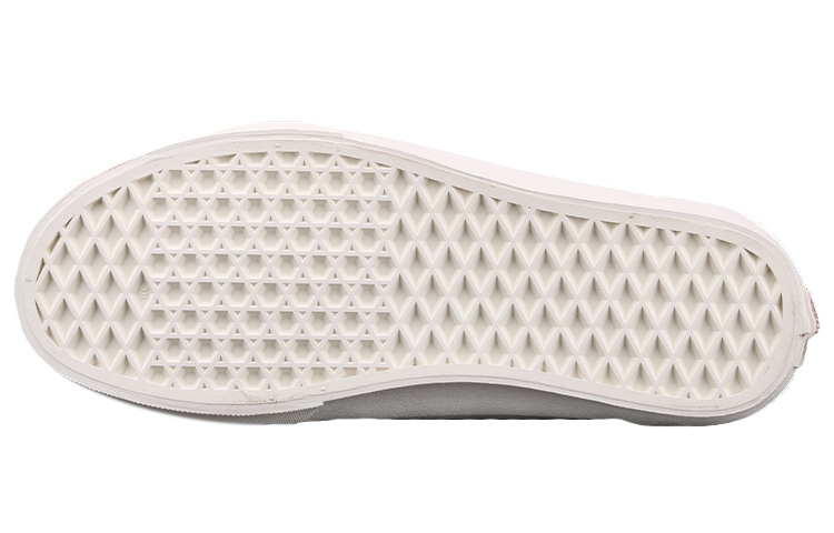 Lookbook メイドウェル×ヴァンズ オールドスクール "キャメル" VN0A38G1PZ3