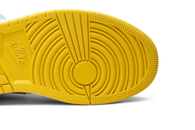 Maison Château Rouge x Air Jordan 1 Mid SE 'Fearless' CU2803-200