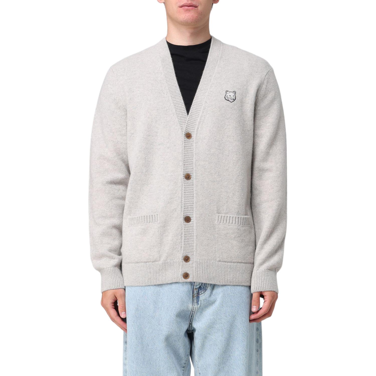 Order Maison Kitsune Kardigan Rajut Kelabu V-Leher Berbutang dengan Logo. NM00506KT1006-H120