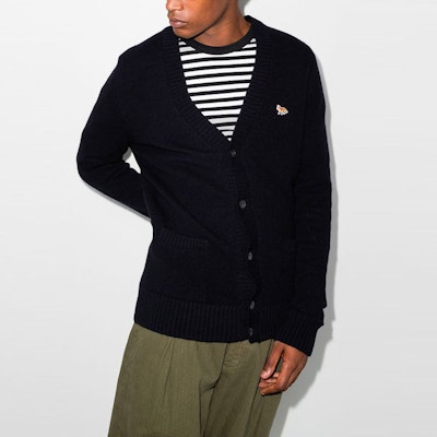 Maison Kitsune FW21 Logo Fox Kardigan Bersulam Lelaki Hitam. HM00501KT1006-P480 Shop Maison Kitsune FW21 Logo Fox Kardigan Bersulam Lelaki Hitam. HM00501KT1006-P480