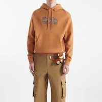 Shop 메종 키츠네 FW24 자수 레터링 후디 레드우드 레드 NM00704KM0307-P270