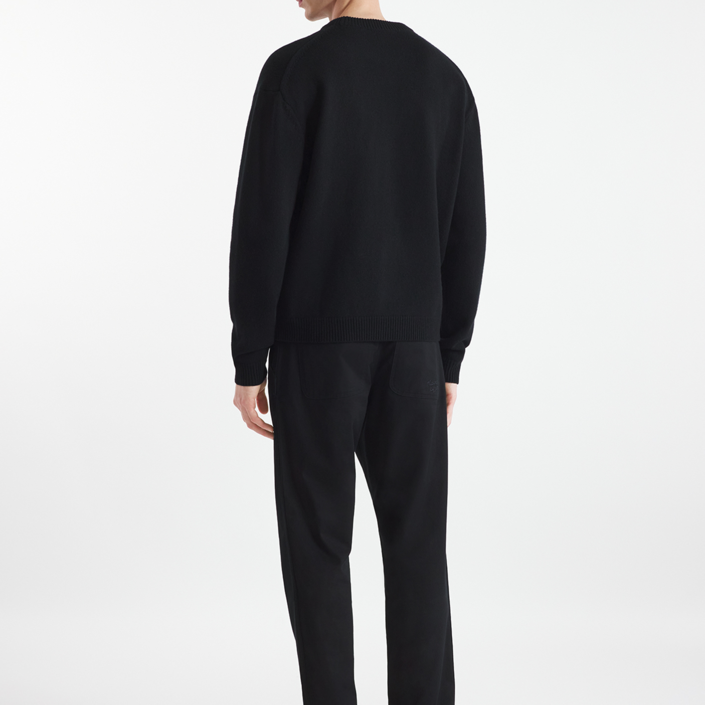 Purchase Maison Kitsune FW24 狐狸头黑色圆领毛衣 长袖针织衫 NM00808KM0329-P199