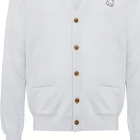 Sizing 메종 키츠네 그래픽 프린트 V넥 가디건 라이트 블루 스웨터 MM00509KT1036-H410