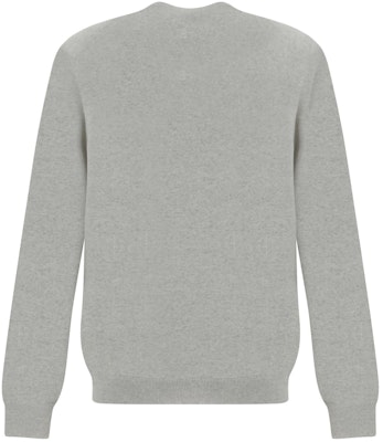 Maison Kitsune SS24 Kardigan Rajutan Longgar Leher-V Kelabu Muda Corak Logo. MM00509KT1036-H120 Lookbook Maison Kitsune SS24 Kardigan Rajutan Longgar Leher-V Kelabu Muda Corak Logo. MM00509KT1036-H120