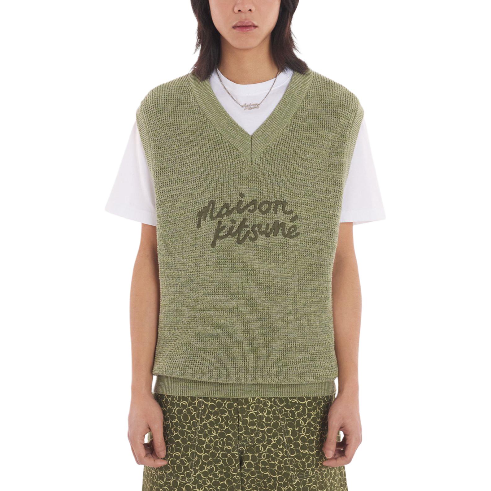 Purchase Maison Kitsune SS24 Baju Tanpa Lengan Hijau dengan Leher V & Sulaman Huruf MM00808KT1108-H358