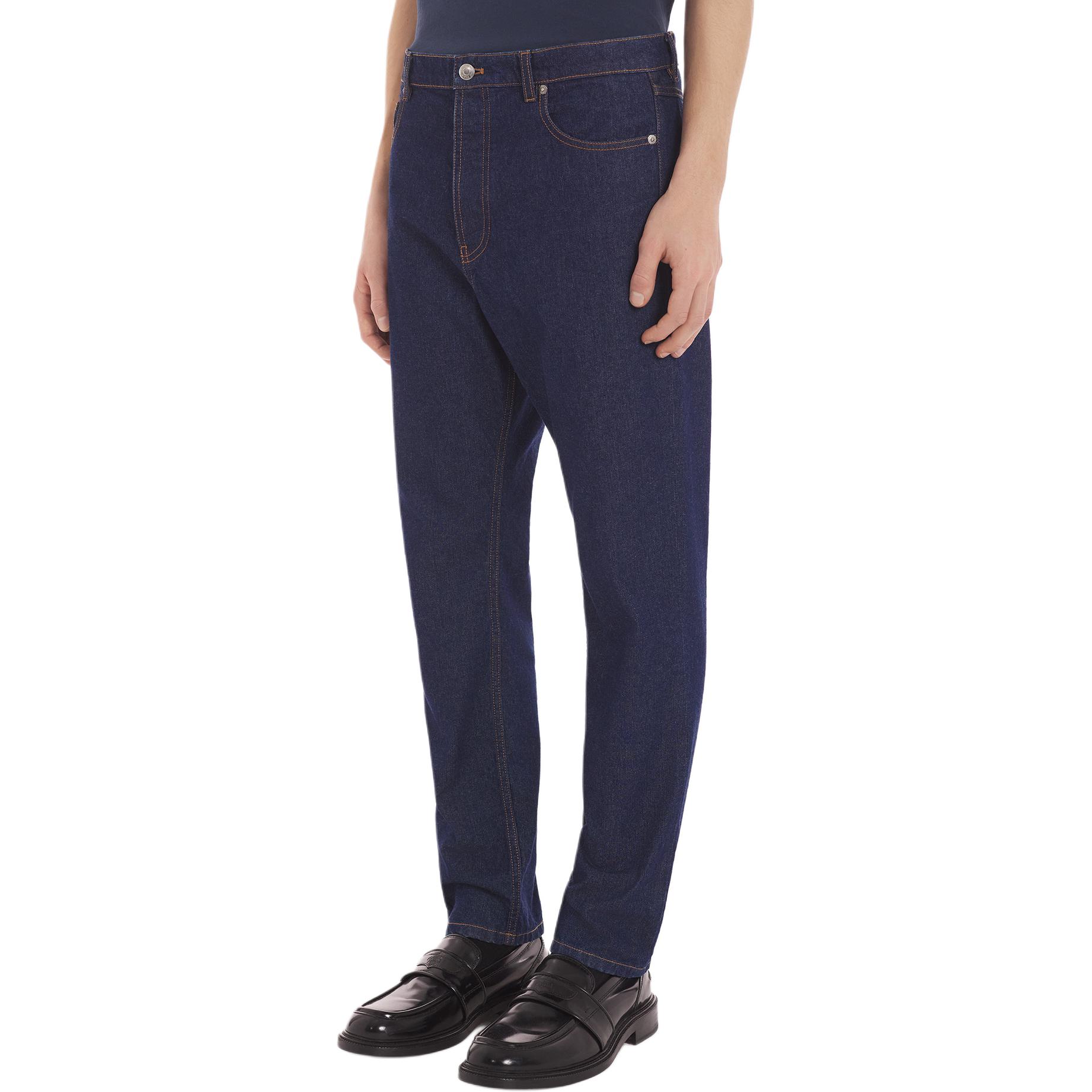 Shop Maison Kitsune SS24 Seluar Denim Lelaki Indigo Fit Lurus Bersulam Warna Blok MM01107WW0081-P470