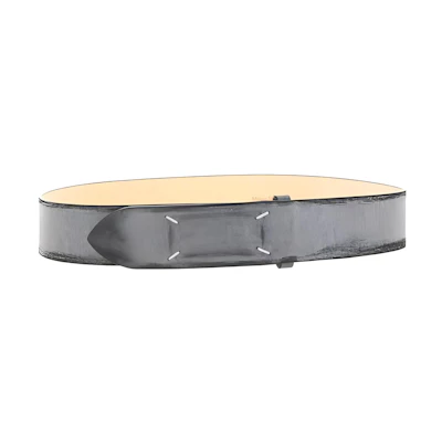 Maison Margiela Gray Smooth Buckle Leather Belt - Minimalist Fashion. SA1TP0006P5350T8013