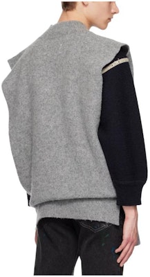 Maison Margiela 灰色V领宽松无袖套头背心 S50TH0058S18146-853M Lookbook Maison Margiela 灰色V领宽松无袖套头背心 S50TH0058S18146-853M