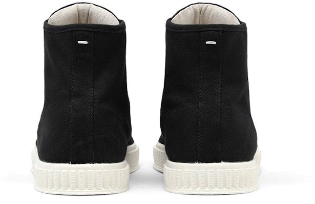 Maison Margiela Kanvas Sneaker Tinggi 'Hitam' S57WS0412P1875T8013 Lookbook Maison Margiela Kanvas Sneaker Tinggi 'Hitam' S57WS0412P1875T8013