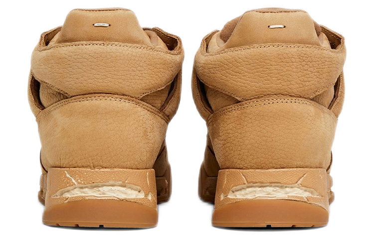 Shop Maison Margiela 经典系带运动鞋 '黄色' S57WS0379P4716T2069