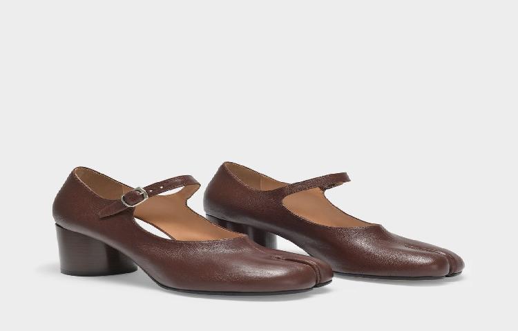 Buy Maison Margiela Sepatu Hak Kulit Coklat S58WL0217P3753Brown