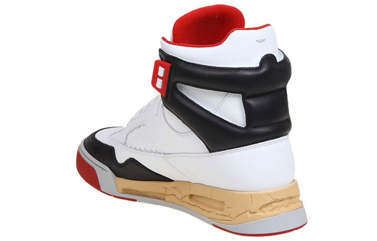 Shop Maison Margiela DDSTCK ''Wit Rood'' S37WS0560P3712H8316