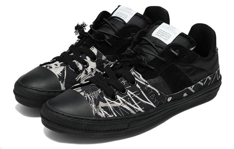 Shop Maison Margiela Evolution Low ''Graffiti - Noir''. S37WS0480-P3259-H8048