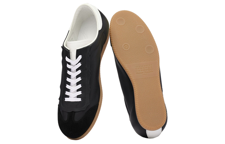 Shop Zapatillas Bajas Maison Margiela de Gamuza y Fieltro Negras Elegantes. S57WS0465P4308T8013