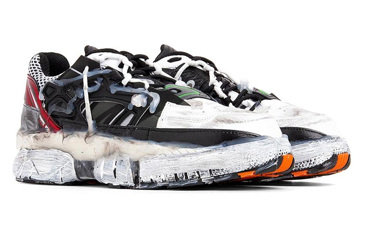 Order Maison Margiela Fusion 'Hitam Putih' S57WS0257-P1878-961