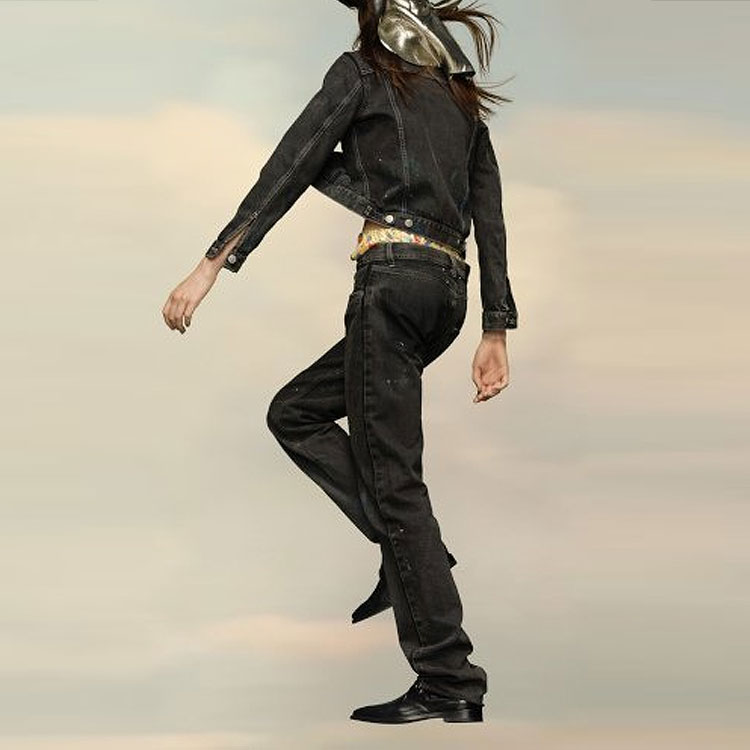 Purchase Maison Margiela FW22 Jeans Negros de Denim Alto con Salpicaduras de Pintura Hombre. S50LA0207S30842-961