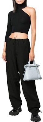 Pantalones Joggers Negros Unisex Maison Margiela FW22 con Cordón Ajustable. SI1KA0007S53802900 Purchase Pantalones Joggers Negros Unisex Maison Margiela FW22 con Cordón Ajustable. SI1KA0007S53802900