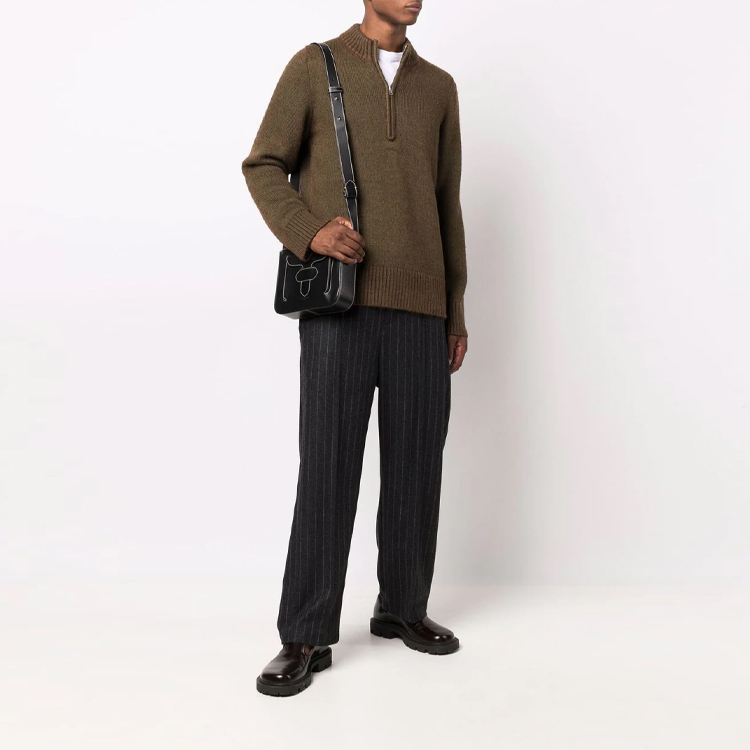 Lookbook Maison Margiela Sweater Half-Zip Hijau dengan Kolar Ribbed S50GP0263S17850707F