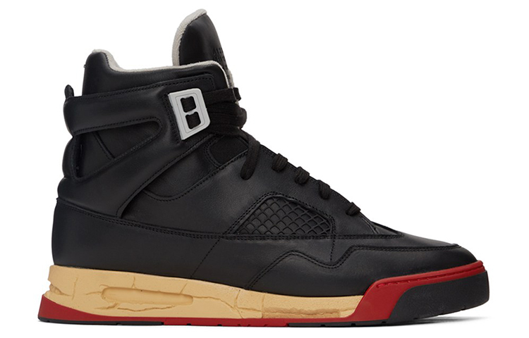 Order Maison Margiela Hoge Sneaker ''Zwart Rood Comfort'' 202168M236394