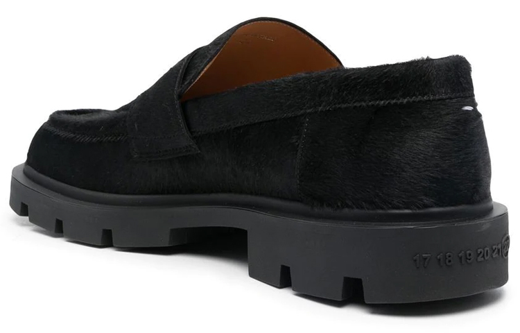 Shop メゾン マルジェラ カーフヘア ローファー (ブラック) S57WR0133-PR436-T8013