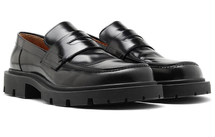 Lookbook 메종 마르지엘라 블랙 캐주얼 로퍼 S57WR0121P3827H8396