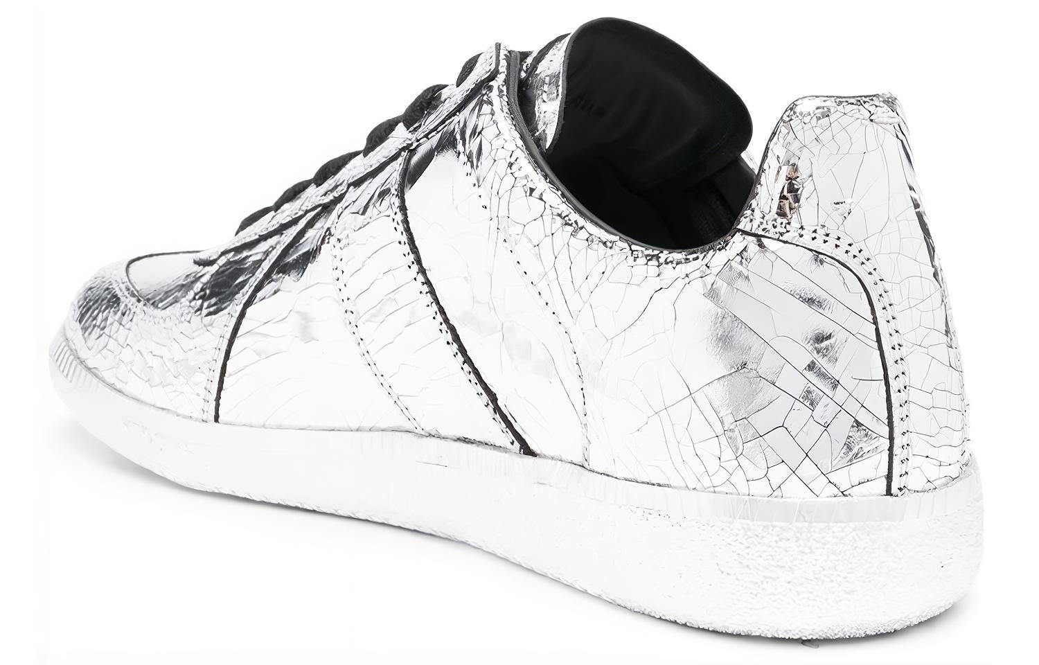 Purchase Maison Margiela Leren Low-Top ''Metallic Zilver'' S57WS0236P5016T9002
