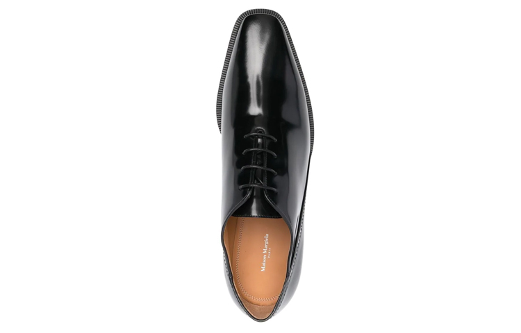 Purchase Maison Margiela Leren Oxford ''Zwart Amandel Neus'' S57WQ0176P3827H8396