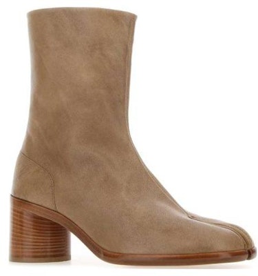 Maison Margiela Leather Round-Toe Block-Heel Ankle Boot 'Brown' S57WU0132PR058T2172 Lookbook Maison Margiela Leather Round-Toe Block-Heel Ankle Boot 'Brown' S57WU0132PR058T2172