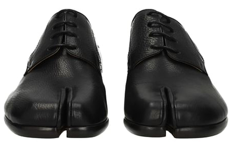 Shop Maison Margiela Leather Sneaker 'Black Lace-Up Casual' S37WQ0319P2696T8013