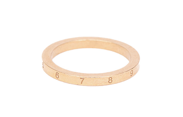 Lookbook Maison Margiela 标志纤细925银戒指 情侣款 金/银 男女通用. SI8UQ0002SV0129