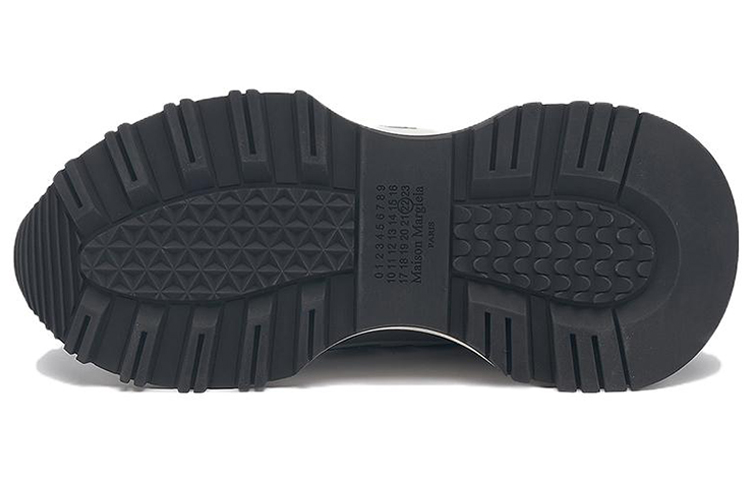 Shop Maison Margiela Baskets Basses en Nylon et Cuir Noir S57WS0444P5064H9407