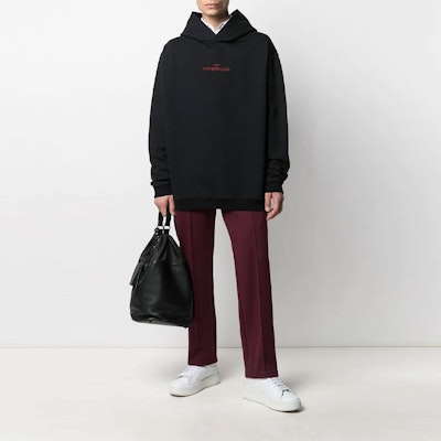 Maison Margiela Sudadera Negra Oversize con Letras de Algodón Edición Otoño S50GU0167S25503900 Purchase Maison Margiela Sudadera Negra Oversize con Letras de Algodón Edición Otoño S50GU0167S25503900