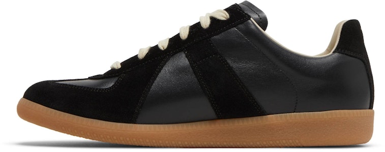 Maison Margiela 复刻系列 '黑色胶底' S57WS0236-P1895-H6851 Lookbook Maison Margiela 复刻系列 '黑色胶底' S57WS0236-P1895-H6851