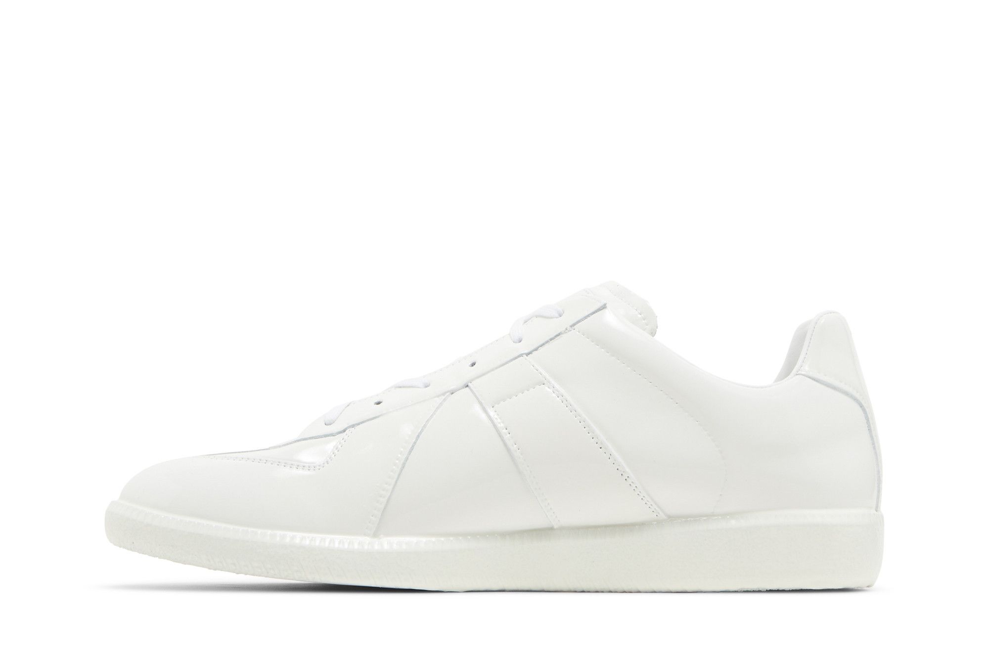 Shop Maison Margiela Replica 經典閃亮橡膠低筒時尚板鞋 男款 白色