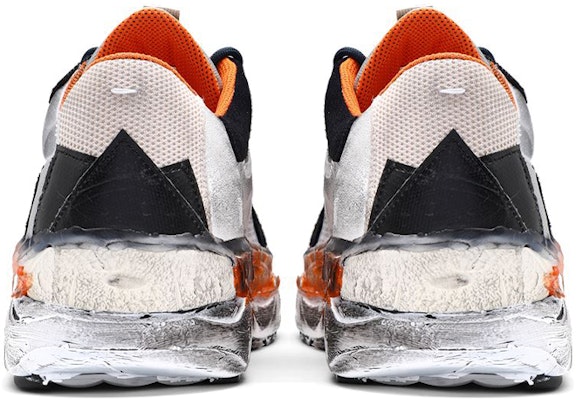 메종 마르지엘라 레트로핏 그레이/블랙/오렌지 (Maison Margiela Retro Fit Grey/Black/Orange) S57WS0383P4023H8589 Shop 메종 마르지엘라 레트로핏 그레이/블랙/오렌지 (Maison Margiela Retro Fit Grey/Black/Orange) S57WS0383P4023H8589