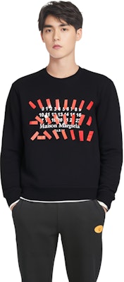 Sudadera Negra Maison Margiela SS21 con Logo de Cinta. S30GU0149S25503-900 Sizing Sudadera Negra Maison Margiela SS21 con Logo de Cinta. S30GU0149S25503-900