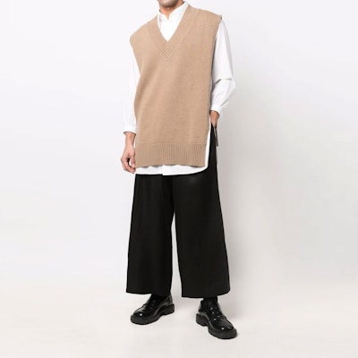 Pantalones casuales plisados negros tobilleros Maison Margiela SS22. S30KA0623S53761900 Lookbook Pantalones casuales plisados negros tobilleros Maison Margiela SS22. S30KA0623S53761900