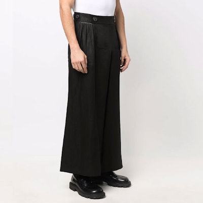 Pantalones casuales plisados negros tobilleros Maison Margiela SS22. S30KA0623S53761900 Purchase Pantalones casuales plisados negros tobilleros Maison Margiela SS22. S30KA0623S53761900