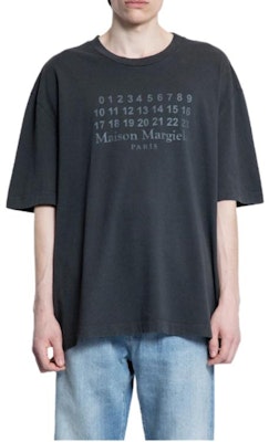Camiseta de Manga Larga Negra Maison Margiela SS25 con Estampado Numérico. S50GC0716S24567969 Shop Camiseta de Manga Larga Negra Maison Margiela SS25 con Estampado Numérico. S50GC0716S24567969