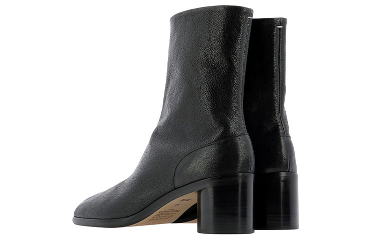 Shop Maison Margiela Tabi 'Botín de Cuero Negro con Tacón Grueso' S57WU0220P4131H8686